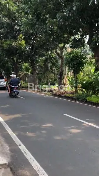image TANAH STRATEGIS DI DEPAN JALAN BESAR – KAVLING DKI, MERUYA UTARA, JAKARTA BARAT (4)