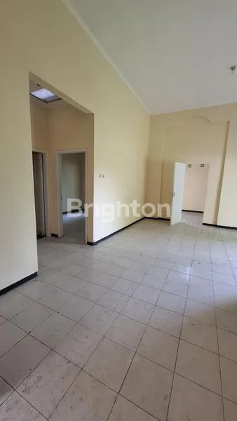 image RUMAH HOOK DI MAIN ROAD PERUM. GRIYA SHANTA DEKAT KAMPUS UB (5)