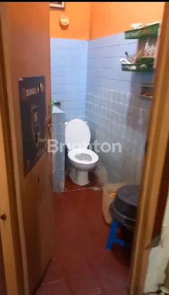 image RUMAH MULTI USAHA STRATEGIS DI JALAN RAYA HASYIM ASY’ARI CIPONDOH – LT 247 M² | USAHA & HUNIAN\\N (8)