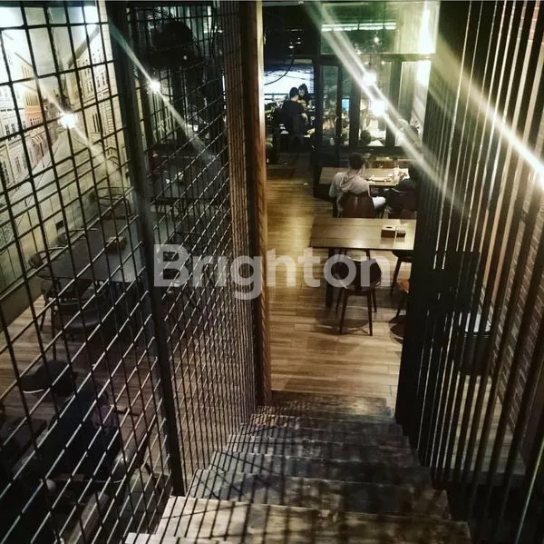 image TANAH & BANGUNAN EX COFFEE SHOP BEKASI (3)