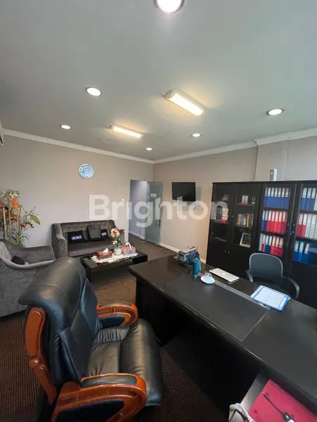 image STRATEGIS! RUKO 4 LT SIAP PAKAI DI JAKARTA TIMUR (6)