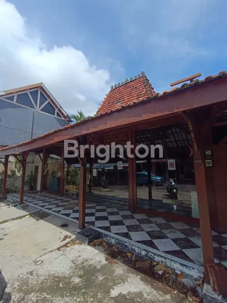 image DI SEWAKAN TOKO MODEL JOGLO DI JALAN UTAMA KEROBOKAN COCOK UNTUK RESTO, COFFESHOP ATAUPUN OFFICE  (5)