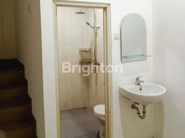 image RUKO KOMERSIAL  BANGUNAN SEMI FURNISH 3,5 LANTAI DI CENGKARENG, JAKARTA BARAT (4)