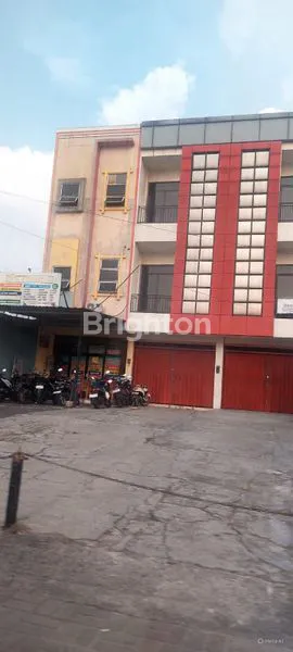 image RUKO STRATEGIS 3,5 LANTAI (1)