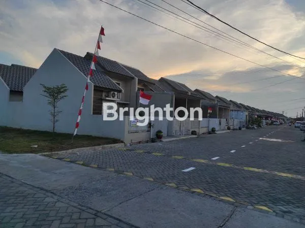 image RUMAH MURAH SIAP HUNI ALANA CEMANDI TAHAP 4 (1)