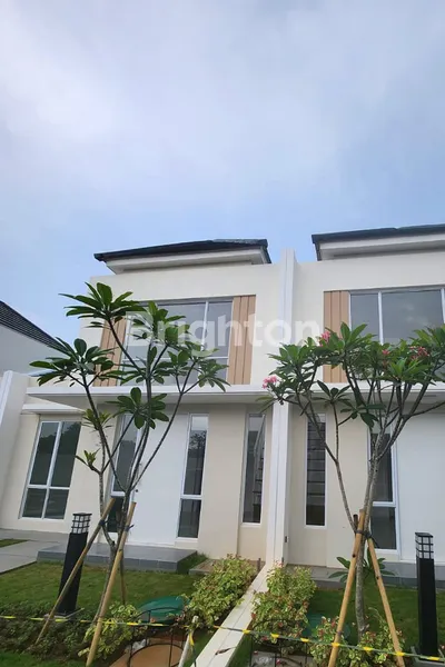 image RUMAH BARU BERLANTAI MEZZANINE DI PARAMOUNT PETALS CLUSTER ASTER (1)