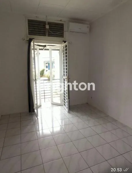 image RUMAH DALAM  PERUMAHAN WIKA CLUSTER KUTAI HILLS  BALIKPAPAN (3)