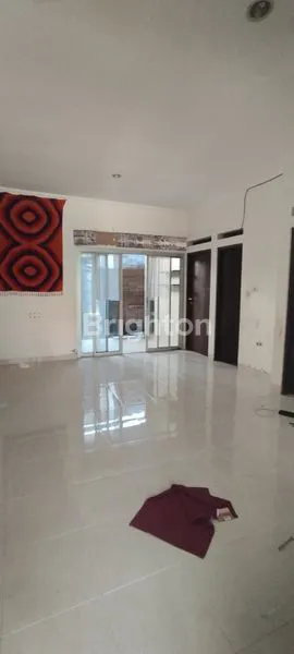 image HOUSE FOR SALE (2)