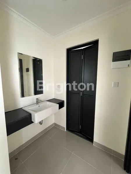 image RUMAH LEONORA GADING SERPONG (7)