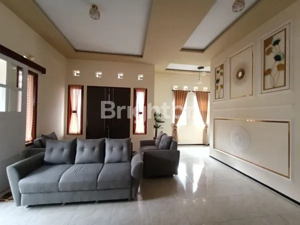 image RUMAH VILLA FULL PERABOT DI KOTA BATU MALANG (5)
