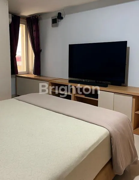 image RUMAH CANTIK 2 LANTAI GADING ELOK TIMUR SIAP HUNI (6)