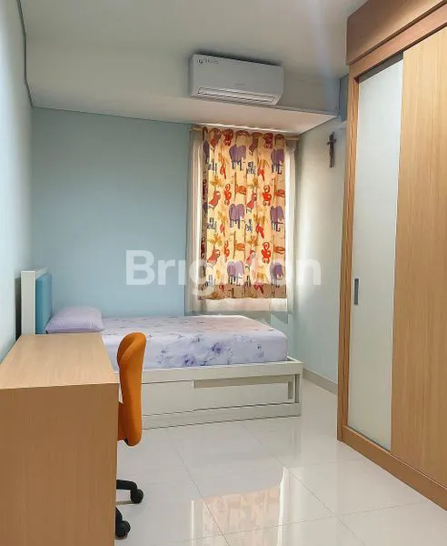 image RUMAH CANTIK 2 LANTAI GADING ELOK TIMUR SIAP HUNI (3)