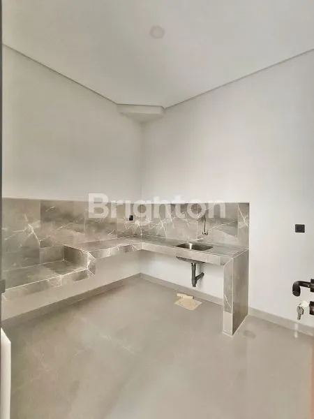 image RUMAH BARU MINIMALIS MODERN AREA MANYAR KERTOARJO SURABAYA TIMUR (4)