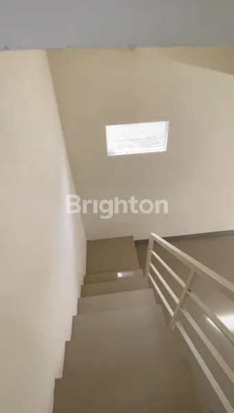 image RUMAH 2 LANTAI NEW GRESS, FREE ALL BIAYA, TANPA DP, TERIMA SHM (5)