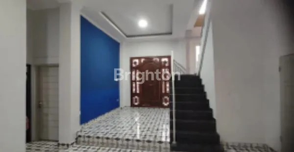 image  RUMAH 2 LANTAI HADAP UTARA – LUAS, NYAMAN, DAN STRATEGIS (5)