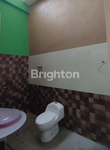 image  RUMAH 2 LANTAI HADAP UTARA – LUAS, NYAMAN, DAN STRATEGIS (8)