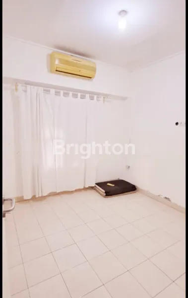 image DIJUAL RUMAH SIAP HUNI:  KOMPLEK TAMAN LEMBAH HIJAU LIPPO CIKARANG - CIKARANG SELATAN LT 108 M (6)