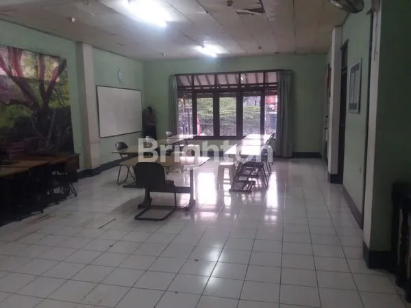 image TEMPAT USAHA LOKASI STRATEGIS DEKAT AREA PUSAT KOTA BANDUNG (4)