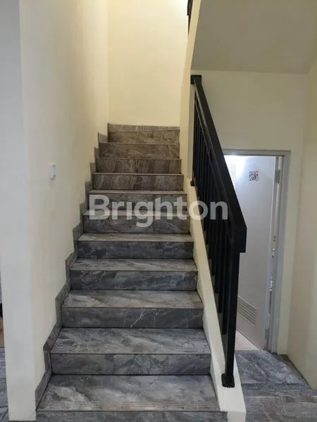 image RUMAH RENOVASI BARU DI BSD CLUSTER CARRIBIEN (2)