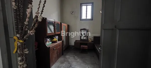 image RUMAH INDIS STRATEGIS DI CIMAHI KOTA, COCOK UNTUK TINGGAL ATAU JADI CAFE (6)