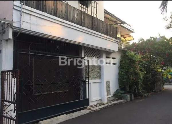 image RUMAH DUA LANTAI POJOK MURAH PULOMAS JAKTIM (3)