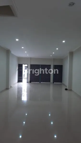 image RUKO PREMIUM DI PUSAT BISNIS KOTA SOLO (3)