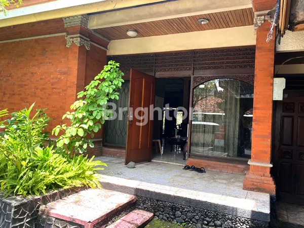 image SEWA RUMAH DENPASAR, DI JALAN TUKAD MELANGIT - 3 KAMAR FULL FURNISH | RS7276701 (1)