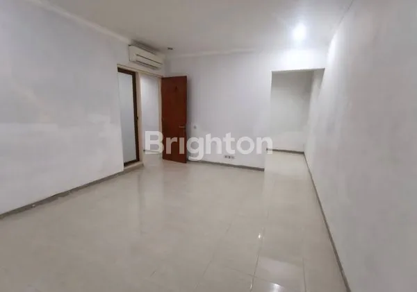 image RUMAH SIAP HUNI 2 LANTAI NGINDEN INTAN, LOKASI STRATEGIS, DEKAT KE PUSAT KOTA (4)