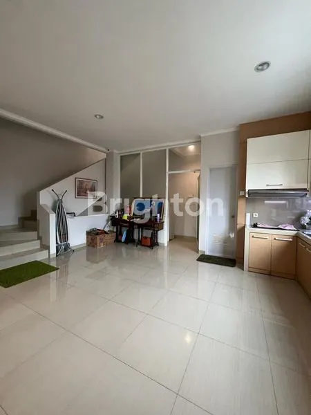 image RUMAH GROGOL LOKASI STRATEGIS, JAKARTA BARAT (2)