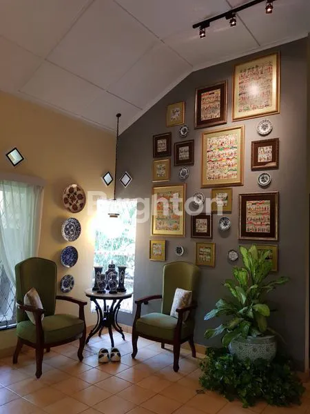 image RUMAH YANG NYAMAN, SIAP HUNI, AESTHETIC, FULL FURNISHED GREAT CONDITION (2)
