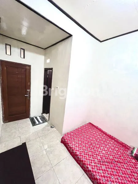 image DIJUAL KOS AKTIF 5 KAMAR DEKAT UNS MOJOSONGO (7)