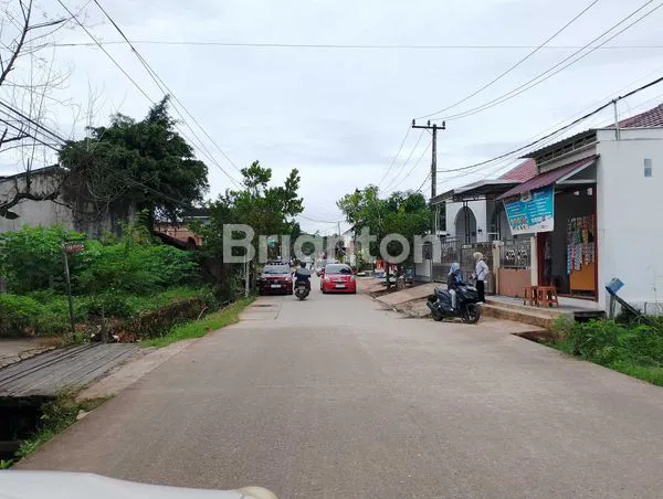 image TANAH STRATEGIS 500M² DI JL. ABDUL WAHAB SJAHRANIE (2)