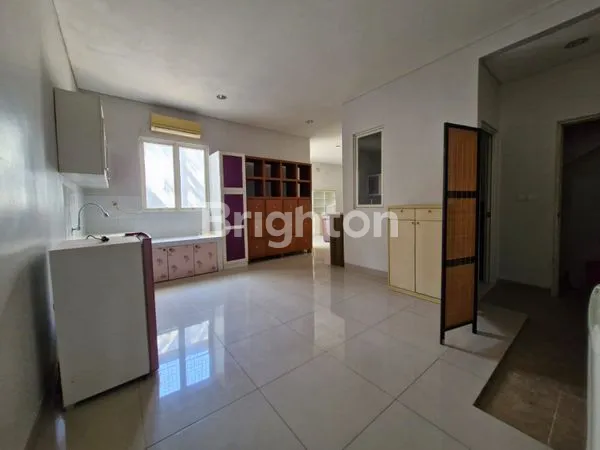 image RUMAH DI JAKARTA GARDEN CITY JGC FURNISHED (2)