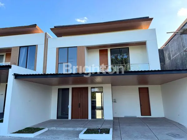 image VILLA MEWAH 2 LANTAI DI UMALAS, LT 250M² (1)