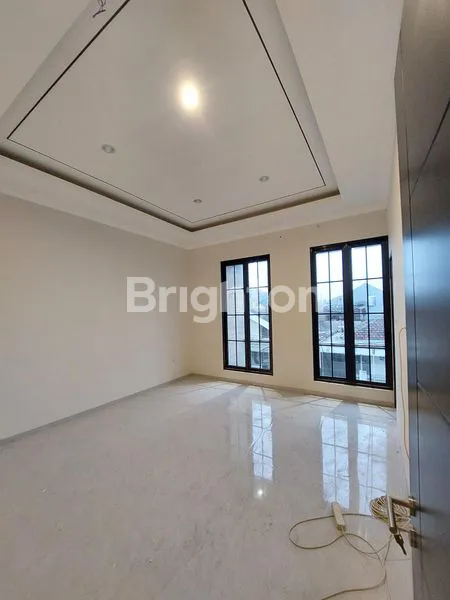 image RUMAH BARU 2 LANTAI MANYAR KERTA ADI / MANYAR KERTOADI, SURABAYA TIMUR. DEKAT RAYA KERTAJAYA INDAH - MERR - DHARMAHUSADA INDAH - MANYAR KERTOARJO - GALAXY MALL - GALAXI BUMI PERMAI / ARAYA TAHAP 1 - PURI GALAXY - KAMPUS ITS - PAKUWON CITY, DLL. (4)