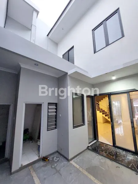 image RUMAH BARU 2 LANTAI MANYAR KERTA ADI / MANYAR KERTOADI, SURABAYA TIMUR. DEKAT RAYA KERTAJAYA INDAH - MERR - DHARMAHUSADA INDAH - MANYAR KERTOARJO - GALAXY MALL - GALAXI BUMI PERMAI / ARAYA TAHAP 1 - PURI GALAXY - KAMPUS ITS - PAKUWON CITY, DLL. (3)