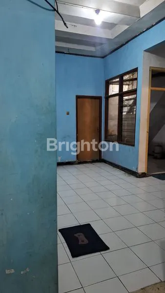 image DIJUAL RUMAH TENGAH KOTA KEDIRI,COCOK UNTUK HUNIAN ATAU INVESTASI (6)