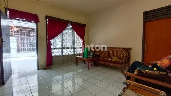 image RUMAH BAGUS DI PUSAT KOTA BANDUNG (5)