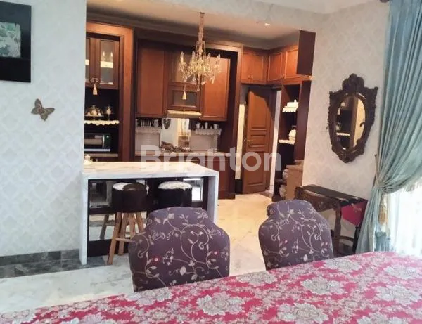 image RUMAH BESAR TERAWAT BLOKM GANDARIA JAKSEL (3)