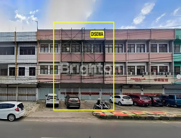 RUKO GANDENG 2 PINTU 3 LANTAI PINGGIR JALAN KARTINI