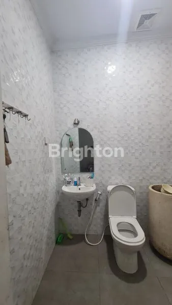 image DIJUAL CEPAT BU, RUMAH DI DEPOK (8)