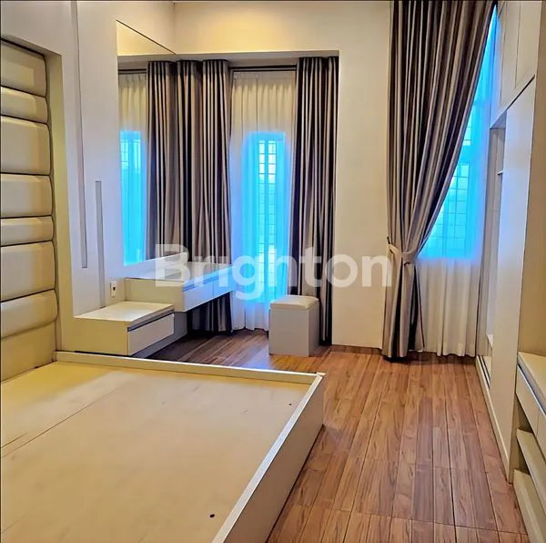 image RUKO HOOK KOMPLEK ISTANA PRIMA 2, JL. BRIGJEND KATAMSO. TEPAT DI SAMPING SINGAPORE STATION (7)