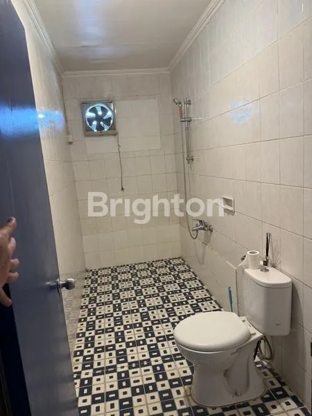 image RUMAH KANTOR DENGAN PARKIR LUAS DI KAWASAN WISATA SANUR (5)