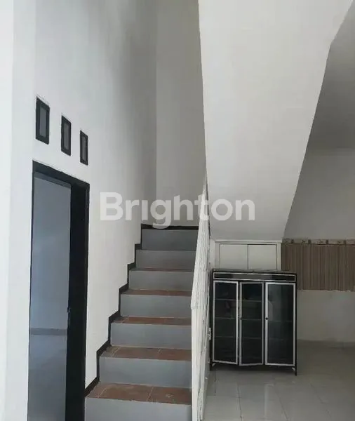 image RUMAH DI PERUM SANGIR TOWN HOUSE PAULAN - COLOMADU (3)