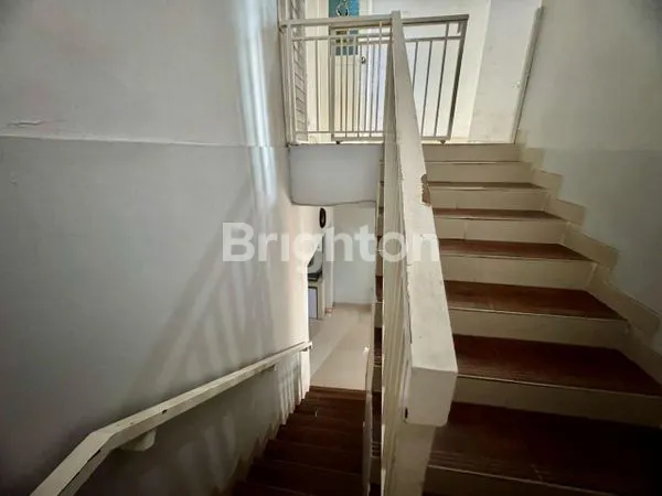 image RUMAH HOOK SIAP HUNI DI CLUSTER KAMPUNG PARADISO CIPONDOH – LOKASI STRATEGIS DEKAT TOL & DANAU CIPONDOH\\\\\\\\N (6)