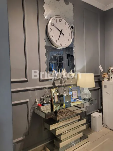 image JUAL CEPAT! RUMAH DESIGN MEWAH FULL RENOV DI THE EMINENT BSD CITY. (5)