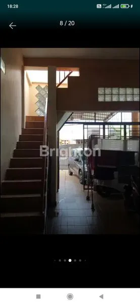 image RUMAH JUAL 2,5 LANTAI  (3)