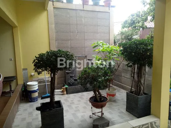 image RUMAH MEWAH 4 KT DI DEPOK 2, LT 176M² (1)
