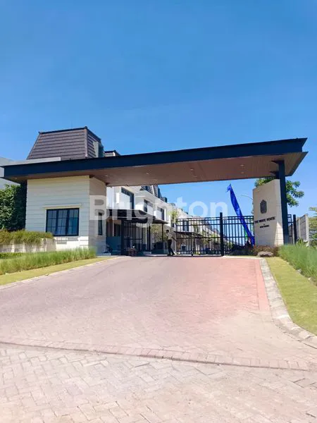 image THE WHITE HOUSE BY DIAN ISTANA, WIYUNG SURABAYA (4)