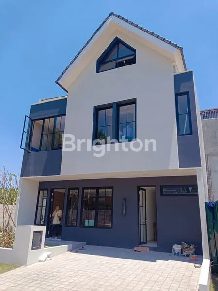 image THE WHITE HOUSE BY DIAN ISTANA, WIYUNG SURABAYA (1)